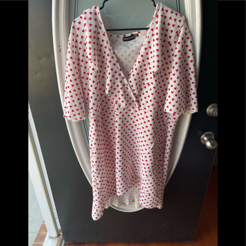 Pretty Little Thing White Hearts Dress!